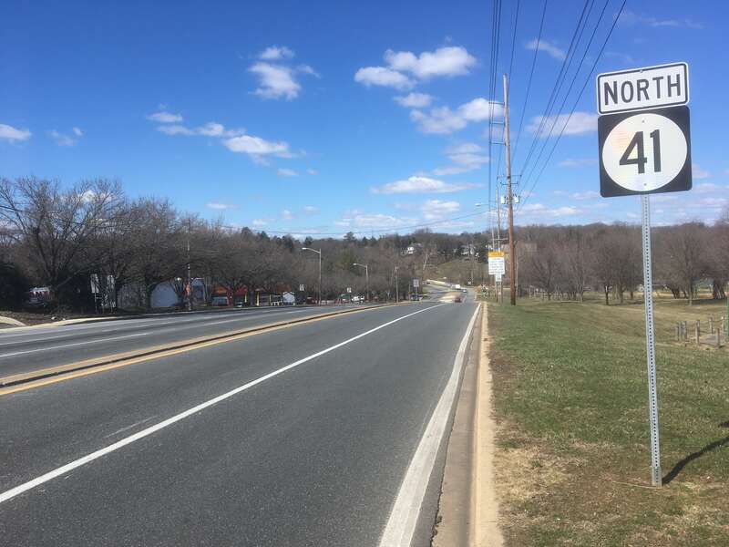Northbound Delaware Route 41 (Newport Gap Pike) past its southern terminus at the intersection with Delaware Route 2 (Kirkwood Highway) and the western terminus of Delaware Route 62 (Newport Gap Pike) in Prices Corner, Delaware