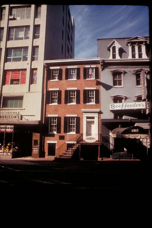 Exterior views of Peterson House where President Lincoln died. Abraham Lincoln was shot and killed, just five days after General Lee's surrender at Appomattox Court House. Booth escaped into the night as Abraham Lincoln was carried to the Petersen