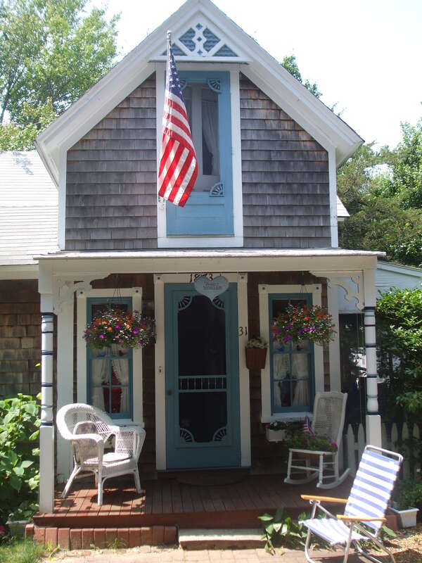 Gingerbread cottage (wooden house) in Oak Bluff, Wesleyan Grove, Martha's Vineyard Campmeeting Association (MVCMA), Martha's Vineyard, MA, USA