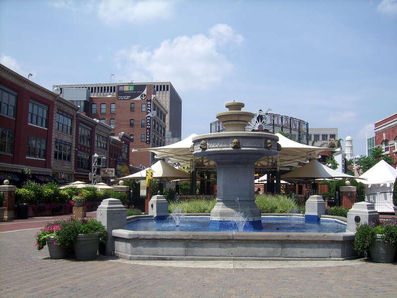 AE Booth Fountain, Market Place