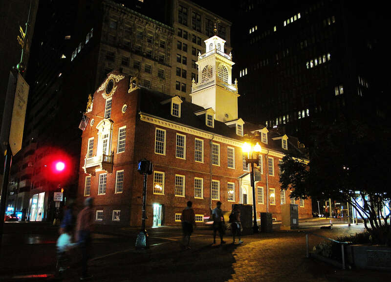 500px provided description: Old State House [#piazza ,#vilnius ,#new orleans ,#rynek ,#wroclaw ,#warsaw ,#louisiana ,#french quarter ,#jackson square ,#wroc?aw ,#grand place ,#pozna?]
