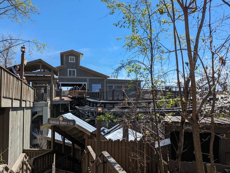 Time Traveler's station return.