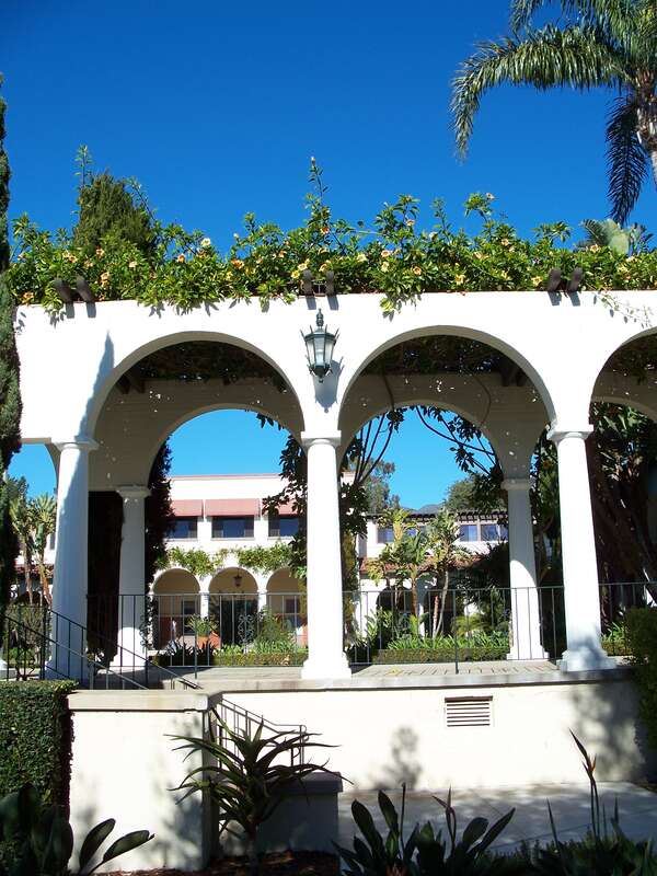 The Quadrangle building, Riviera campus. 2030 Alameda Padre Serra. Santa Barbara, California, USA