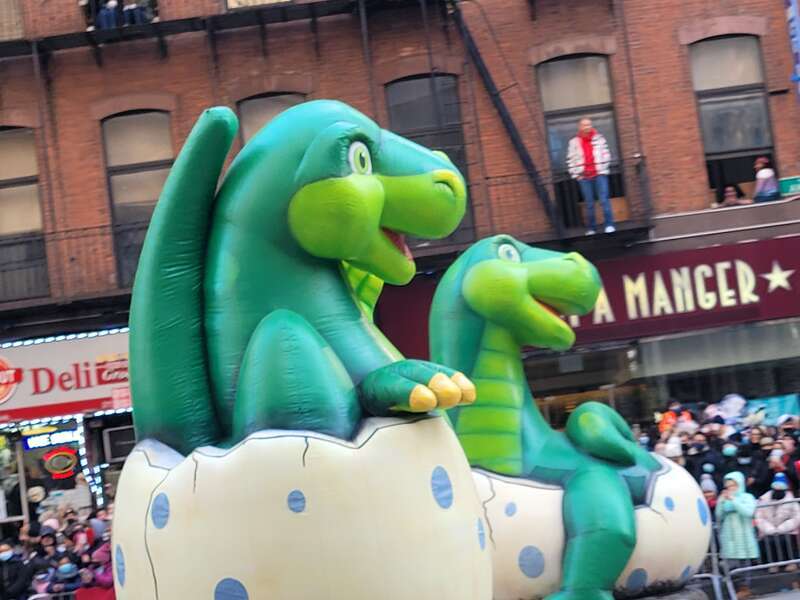 2021 Macy's Thanksgiving Parade, occurred on November 25, 2021. I was standing at the corner of 6th and 38th, by the Pret A manger