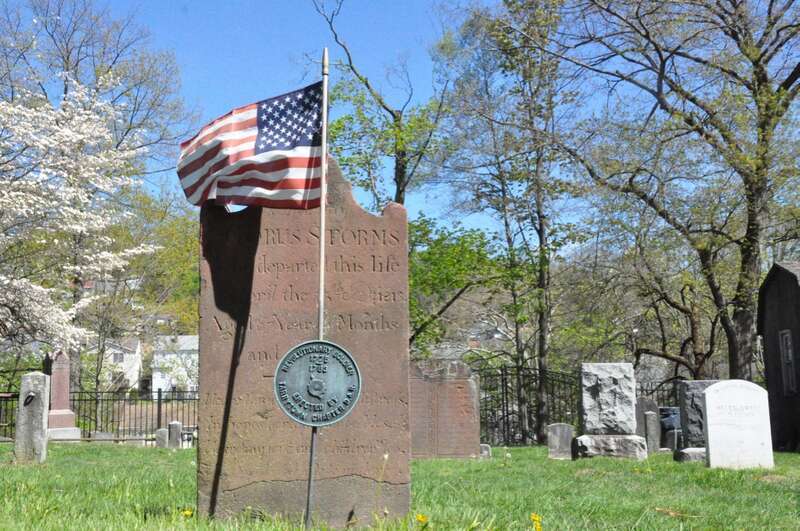 Gravestone of Revolutionary war soldier. 1775- 1783.
erected by Tarrytown Charter D.A.R.