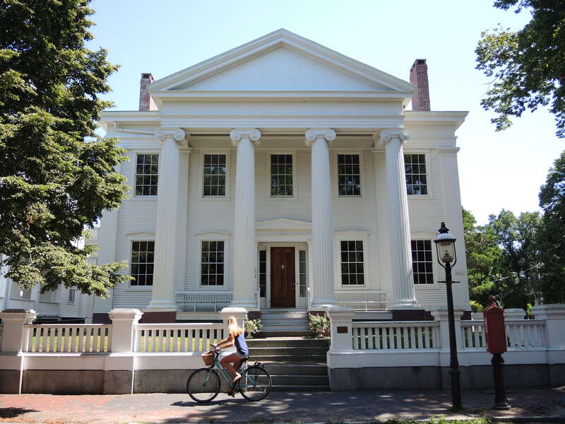 Hadwen House at 96 Main Street en:Nantucket