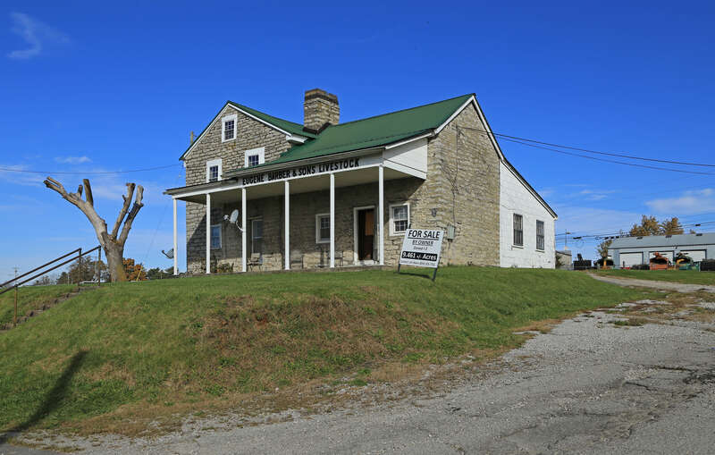 The National Register-listed William McConnell House, built before 1800 near Lexington, Kentucky.