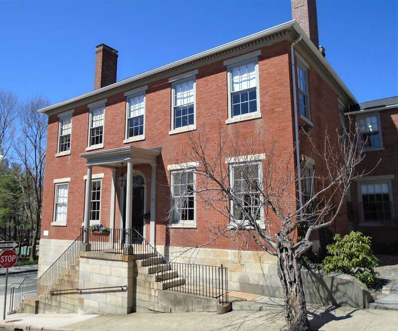 The Samuel N. Richmond House at 22 Bowen Street in the College Hill neighborhood of  Providence, Rhode Island was built in 1818.  It has been called &quot;one of the last stylish, substantial houses built along the old 'Towne Street'&quot;. (Source: Guide to