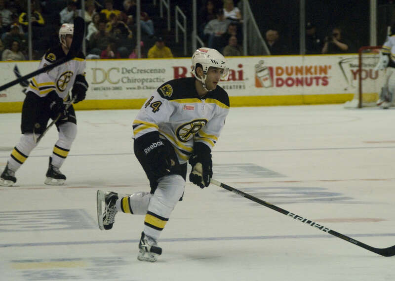 _ERI6307
Portland Pirates vs Providence Bruins
American Hockey League (AHL)
Providence wins 5-4 in the last Friday game of the season!
Photo taken by Sarah Connors at Providence, Rhode Island on April 8, 2011 using a Nikon D200.

This photo also