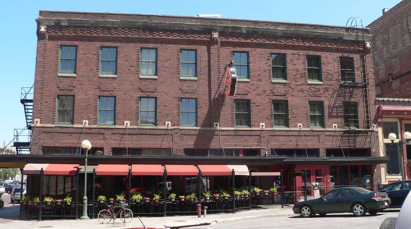 Haymarket District in Lincoln, Nebraska: Lazlo's Brewery &amp;amp; Grill, occupying the northeast corner of 7th and P Streets.  View is from the south, across P.
