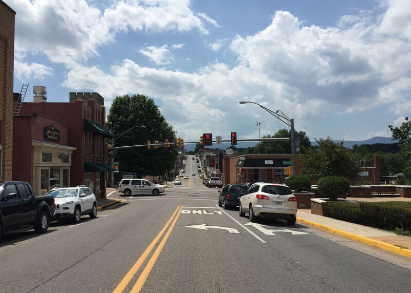 View west along U.S. Route 211 Business (Main Street) at U.S. Route 340 Business (Broad Street) in Luray, Page County, Virginia