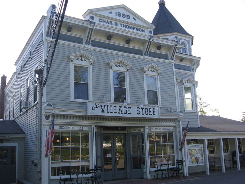 The Village Store in Bridgewater, Connecticut, USA lies along the western side of Main Street (Connecticut Route 133).