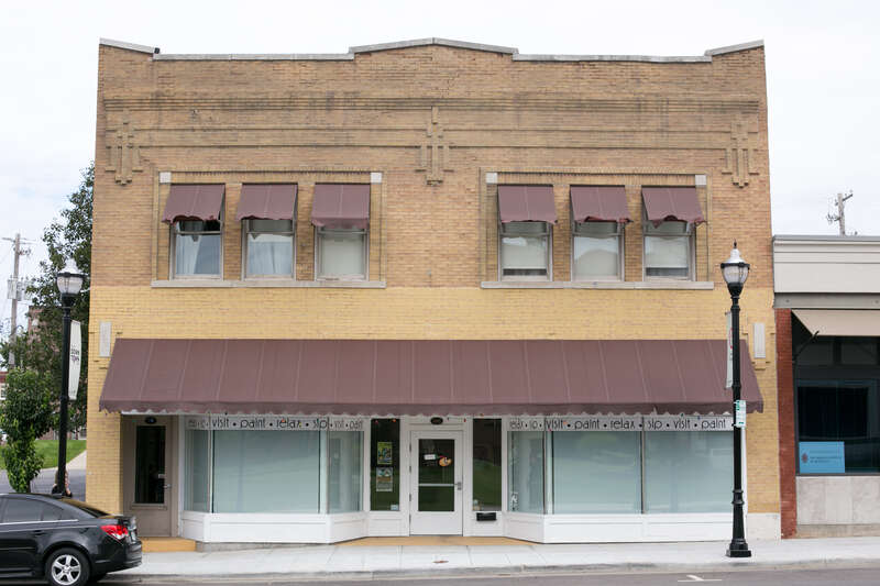 Wise Feed Company Building, 438-440 S. Campbell Ave. Springfield