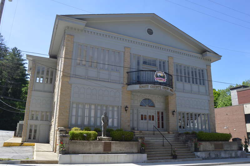 Front and southern side of the Knott County Courthouse, located on Main Street (Kentucky Route 550) in downtown Hindman, Kentucky, United States.  It was built in 1936 and later extensively modified.