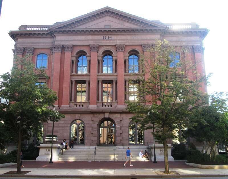 The New England Museum of Natural History was established by the Boston Society of Natural History, which was founded in 1830.  After occupying a number of temporary locations in Boston's Financial District, in 1864 the museum moved into a new