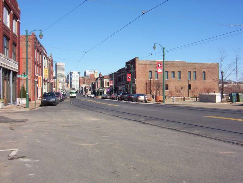 South Main Street Arts District in Memphis, Tennessee. (Jan. 2008)
Photo made by: Thomas R Machnitzki
http://nutbush.machnitzki.com

I made the photo myself, feel free to use it.