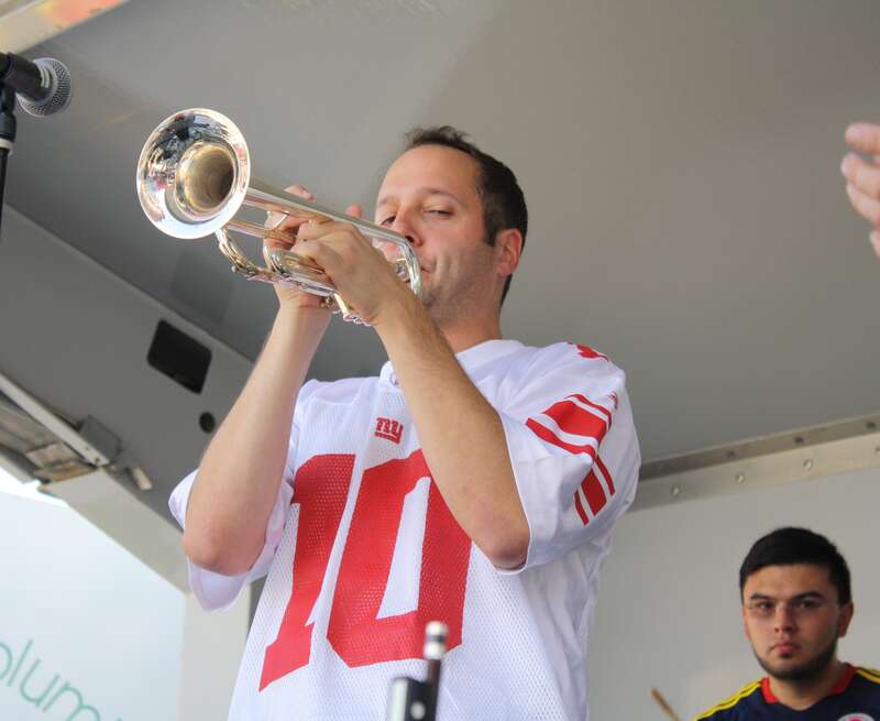 La Unica Irish Band . 33rd Annual Adams Morgan Day Festival / Florida Avenue Stage . 18th Street and Florida Avenue, NW, Washington DC . Sunday afternoon, 11 September 2011 . Elvert Barnes Photography
Visit La Unica Irish Band at