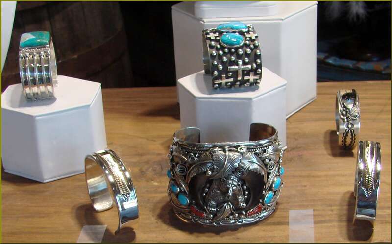 (1 in a multiple picture set)
Though there are far too many shops around the Santa Fe Plaza, a possible saving grace is that there are also many great art studios containing sculpture, paintings, and Native American Jewelry and Art.