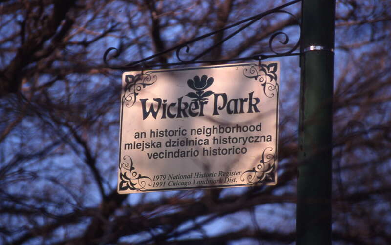 19990213 18 Wicker Park

Chicago