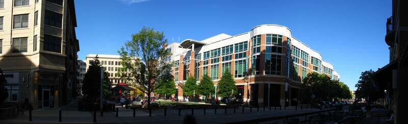 Rockville Town Center, Rockville, Maryland


Camera location39° 05′ 09.5″ N, 77° 09′ 03.3″ W   View this and other nearby images on: OpenStreetMap 39.085972;  -77.150917