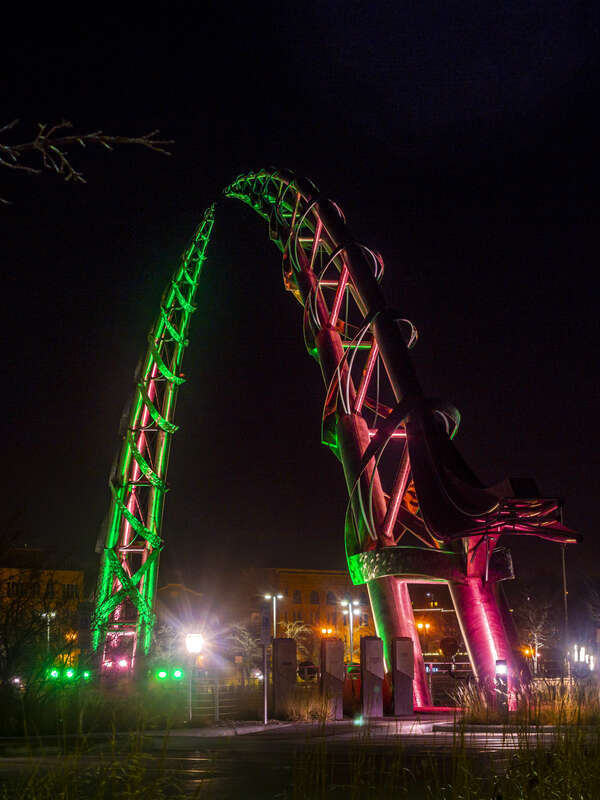 The Arc of Dreams is America's newest landmark sculpture created by South Dakota Artist Laureate, Dale Claude Lamphere. The sculpture is a tribute to the dreamers of the past, present and an inspiration to the dreamers of the future.
The monumental