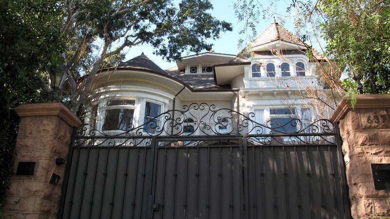 Higgins-Verbeck-Hirsch Mansion. 637 S. Lucerne Blvd, Los Angeles, CA. Los Angeles Historic-Cultural Monument #403