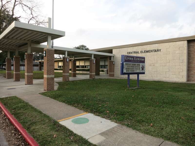 Photo shows Central Elementary School at 429 E Locust St, Angleton, TX 77515. View is toward the northwest.