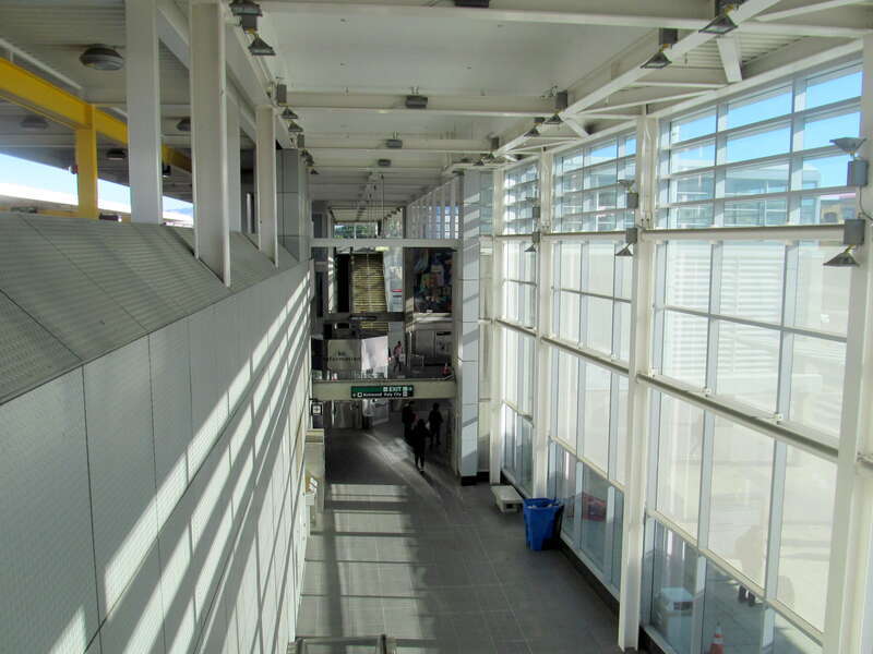 Atrium at Union City station in October 2017