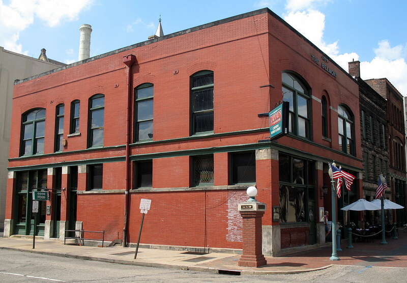w:National Register of Historic Places listings in Stark County, Ohio
Bender's Restaurant-Belmont Buffet, 137 Court Ave., SW, Canton, Ohio






This is an image of a place or building that is listed on the National Register of Historic Places in the
