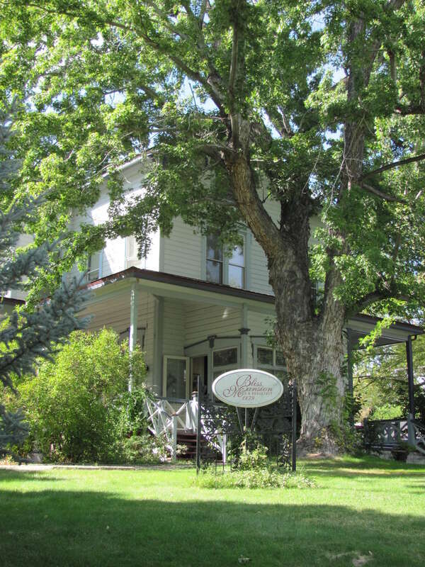 West Side Historic District