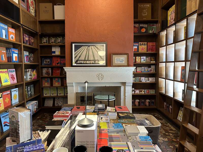 Books &amp;amp; Books, Coral Gables Florida, April 2023