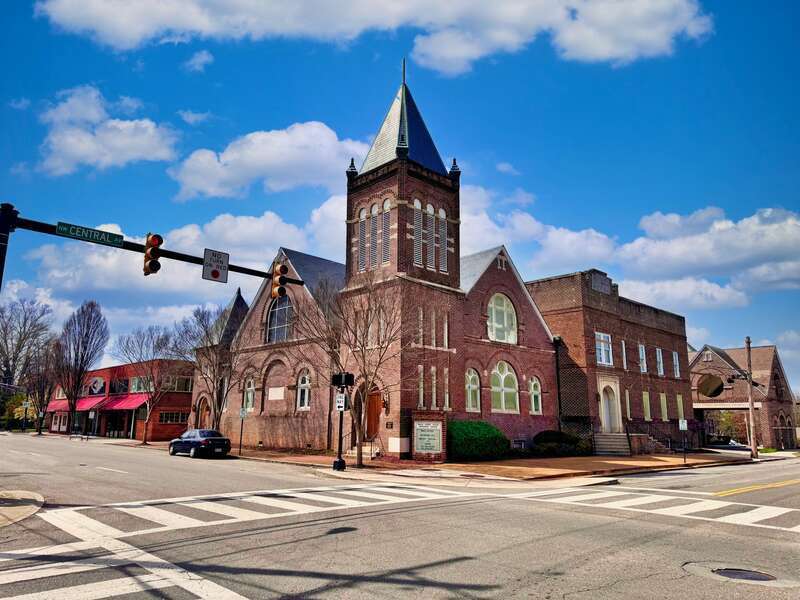 Broad Street United Methodist Church in Cleveland, Tennessee