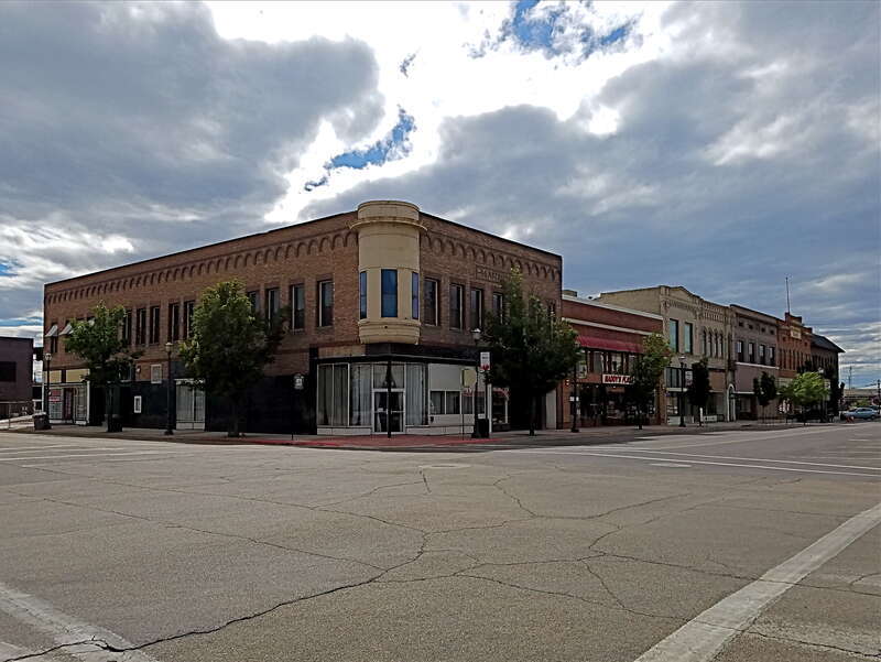 Main Street and Kimball Avenue in Caldwell, Idaho, northwest toward South Seventh Avenue, showing part of the Caldwell Historic District.
