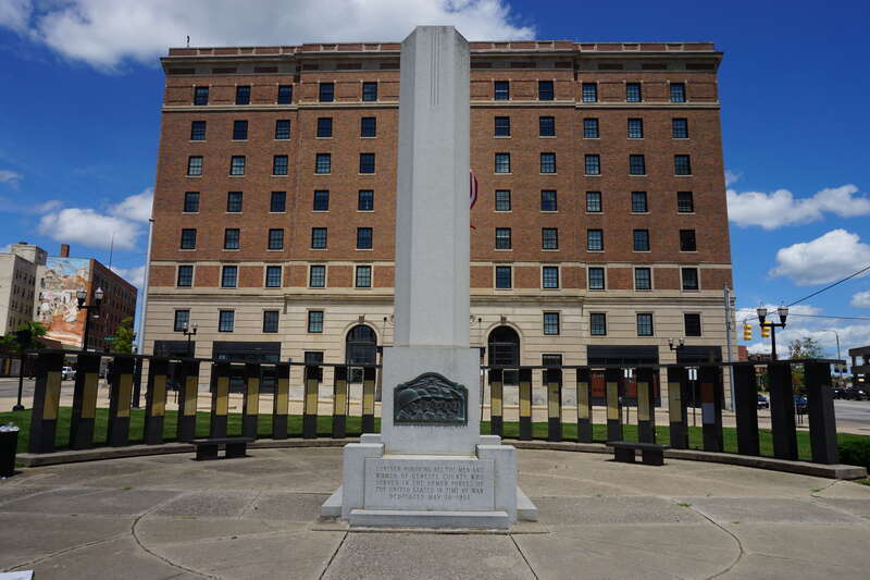 McFarlan Veterans Memorial Park and The Durant (the former Hotel Durant) in Flint, Michigan (United States).
