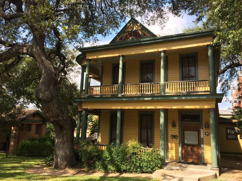 Wroe-Bustin House, 506 Baylor St. Austin