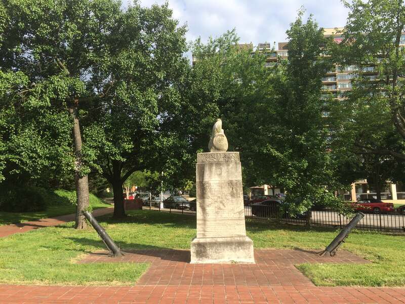 Photograph by Eli Pousson, 2016 June 8.