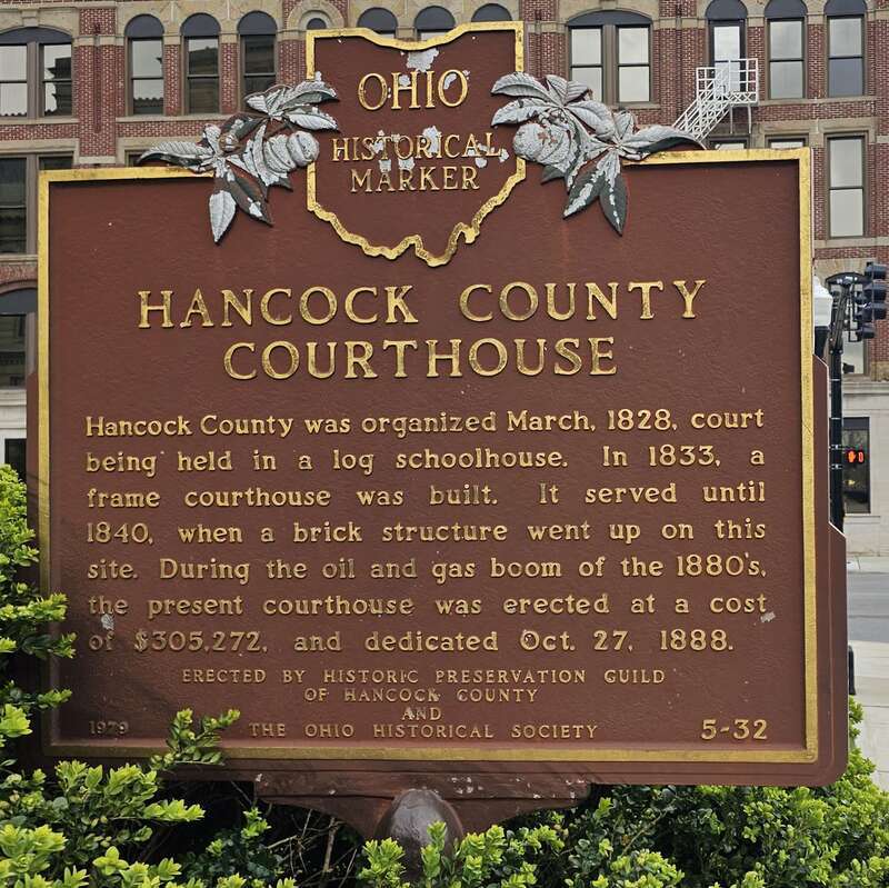Ohio state historic marker for Hancock County Courthouse in Ohio