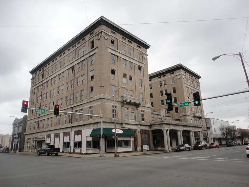 From flickr: Hotel Pines @ 5th and Main - Pine Bluff, Arkansas
