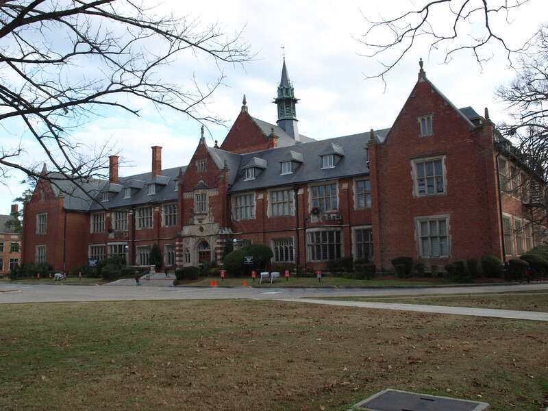 Flowers Memorial Hall on the campus of Huntingdon College