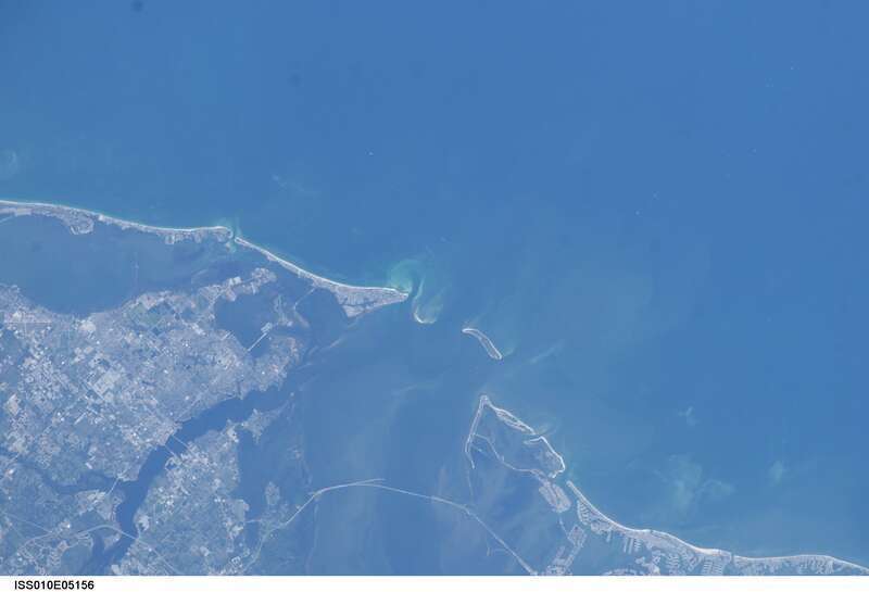 View of Florida taken during ISS Expedition 10.