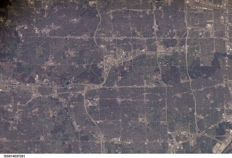 View of Illinois taken during ISS Expedition 14.