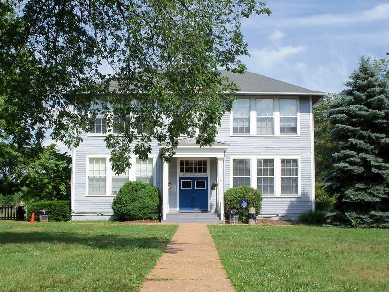 Lucketts Community Center