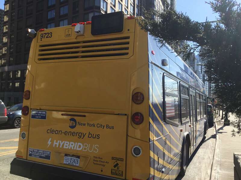 MTA Nova Bus LFS 9723 on the Upper West Side, Manhattan
