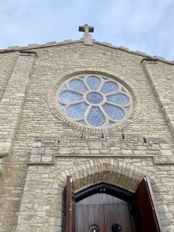 Built in 1849, this Gothic Revival-style building, known as the Mariners Church, was designed by Calvin N. Otis and Hugh Moffat, and was originally a parish of the Episcopal Diocese of Michigan, with the land having been originally donated by Julia
