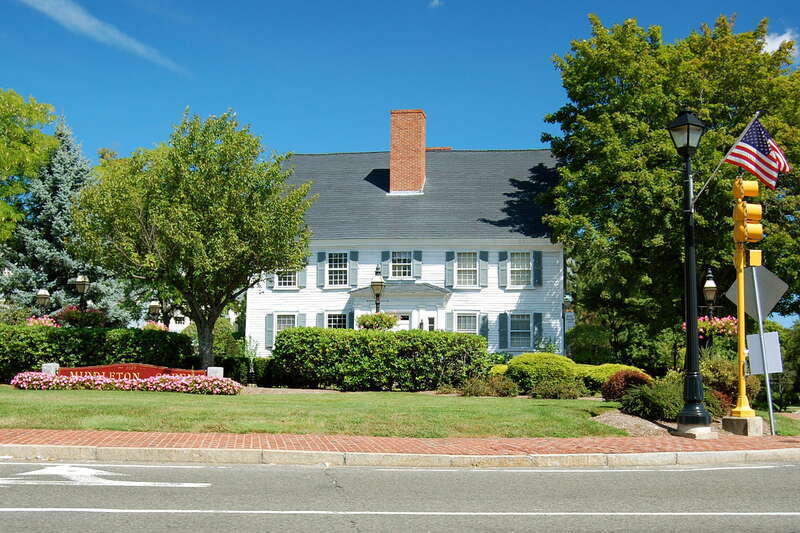 Estey Tavern in Middleton, Massachusetts at the corner of Rt. 114 and 62 (Maple Street)