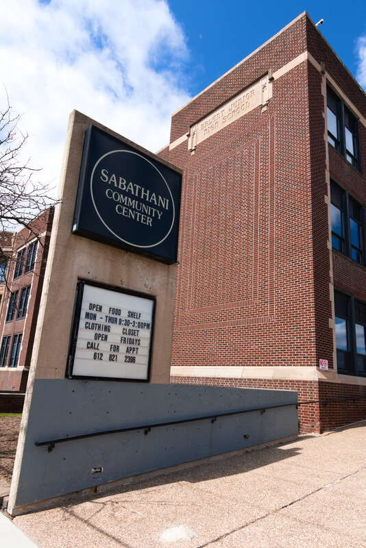 The neighborhood of Central is in the Powderhorn community.
Minneapolis is split into 11 communities which are split into 85+ neighborhoods. My goal in 2022 is to take photos in all neighborhoods in Mpls in roughly alphabetical order.

2022-05-22