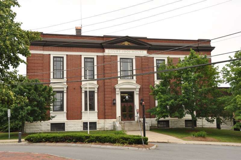 A photograph of the historic Hillsborough County Courthouse in Nashua, New Hampshire.