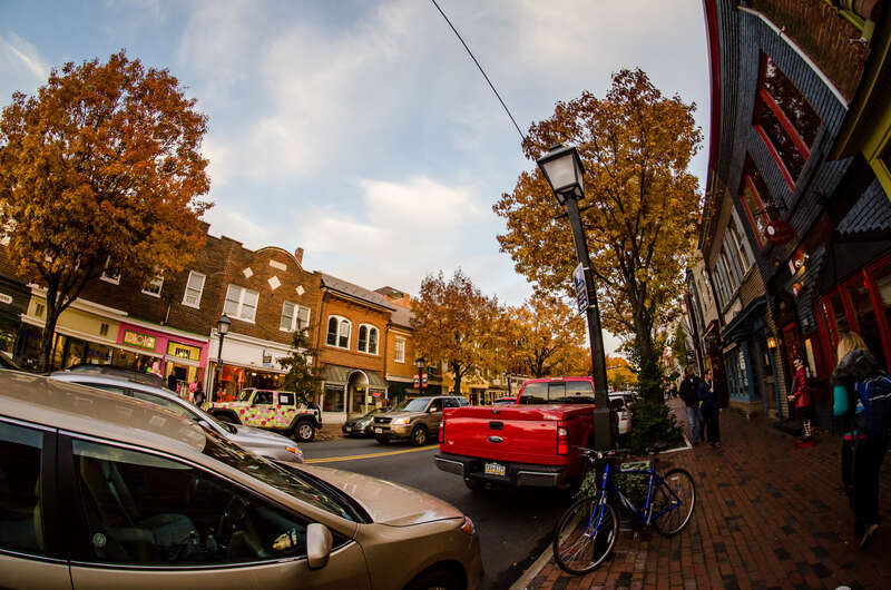 Ollllllllllllllllld Town!