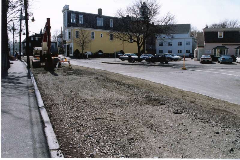 Construction involving old streetcar tracks on Washington Street in Marblehead in April 1995
