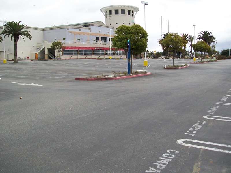 Pacific View Mall http://www.shoppacificview.com/ on Christmas Day 2010